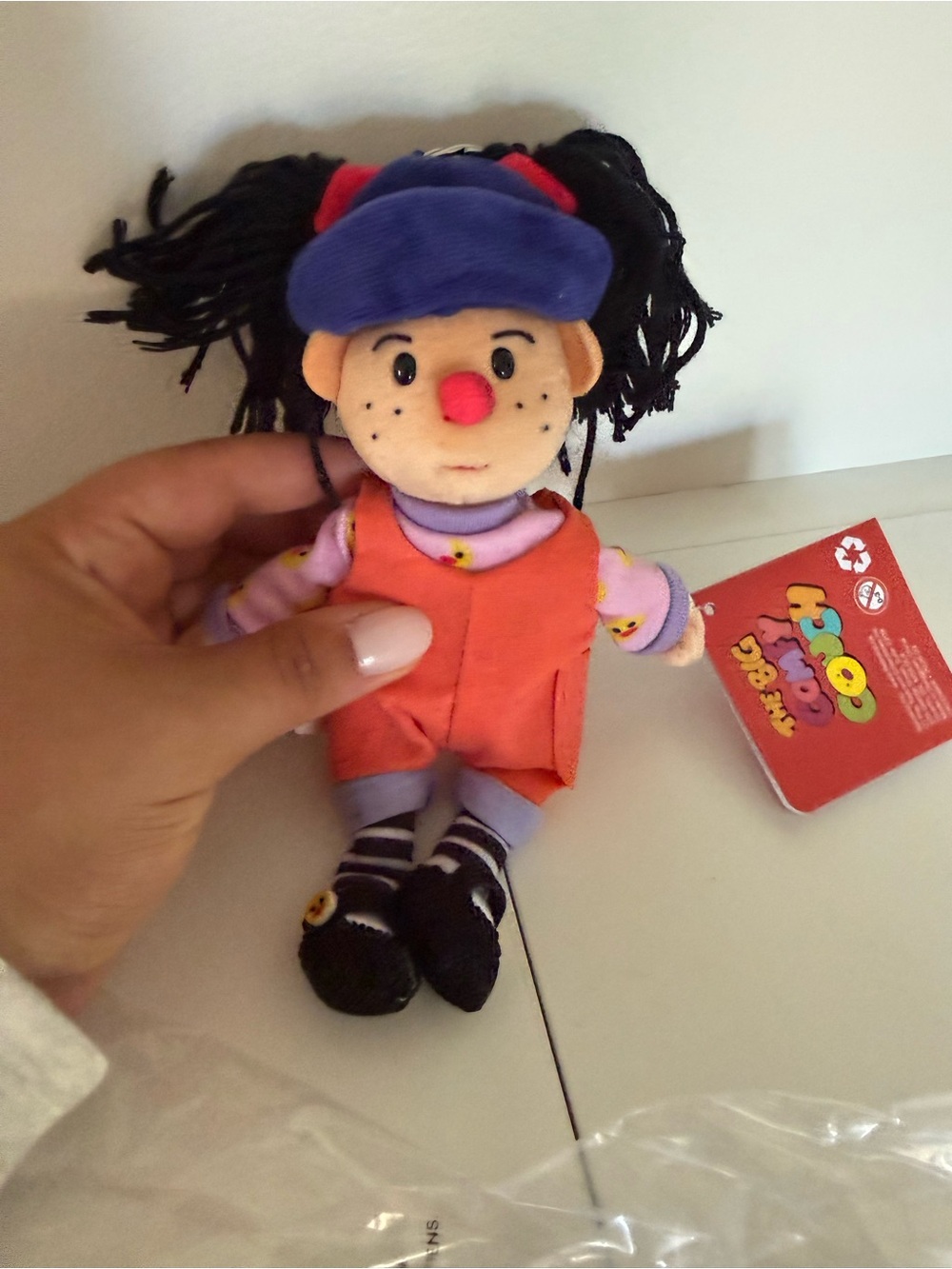 Loonette keychain big comfy couch